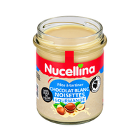 Pot de Nucellina Gourmande ouvert, texture onctueuse de la pâte à tartiner au chocolat blanc