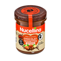 Pot de pâte à tartiner Nucellina Intense fermé, vu de trois quarts