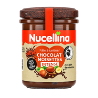 Pot de Nucellina Intense de face, étiquette pâte à tartiner chocolat noisettes
